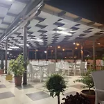 Center Park * Velipojë