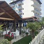 Center Park Hotel