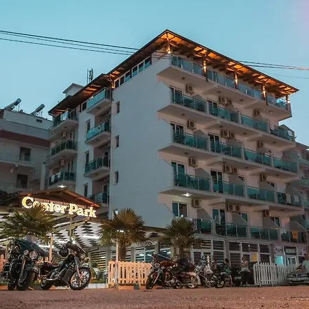 Center Park Hotel