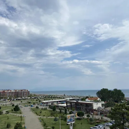 Center Park 酒店 *