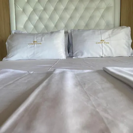 Center Park Hotel