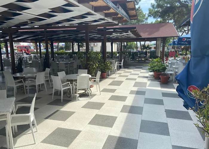 Hotel Center Park Velipojë