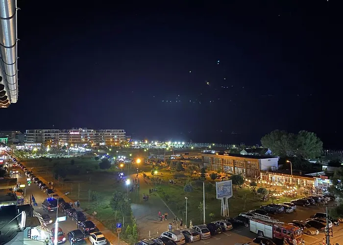 Center Park * Velipojë