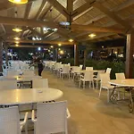 Ξενοδοχείο Center Park Velipojë