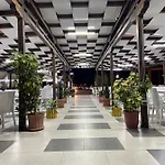 Ξενοδοχείο Center Park