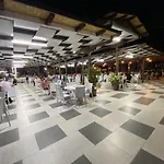 Ξενοδοχείο Center Park Velipojë