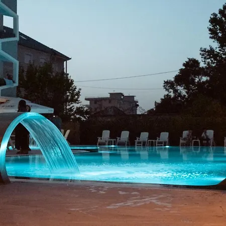 Center Park *