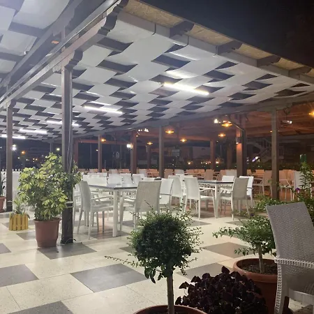 Center Park Hotel