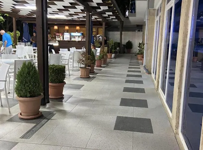 Center Park Velipojë