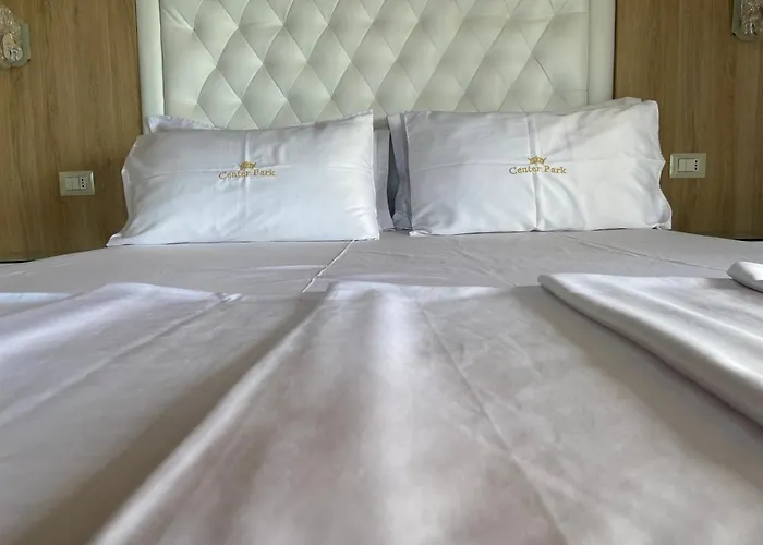 Center Park Hotel